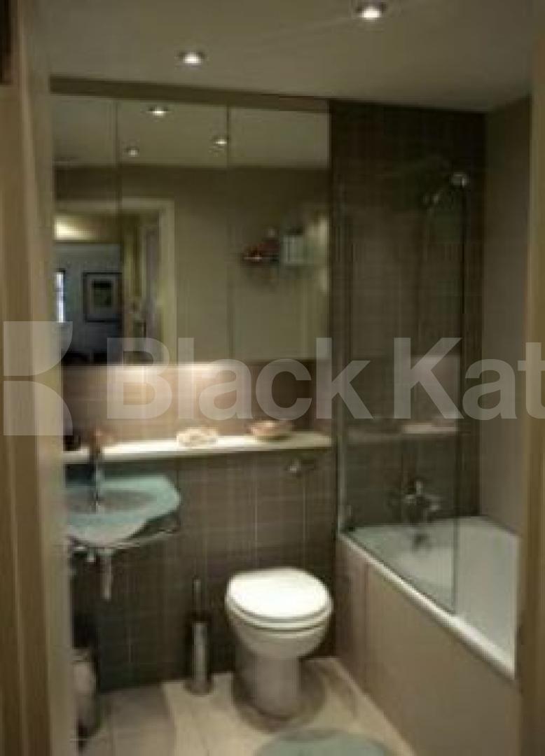 			1 Bedroom, 1 bath, 1 reception Flat			 St Lukes Road, Notting Hill